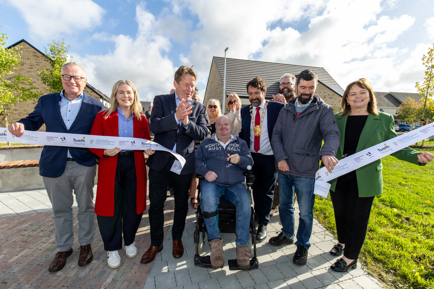 Minister O’Brien officially opens 31-home age-friendly development in Lusk
